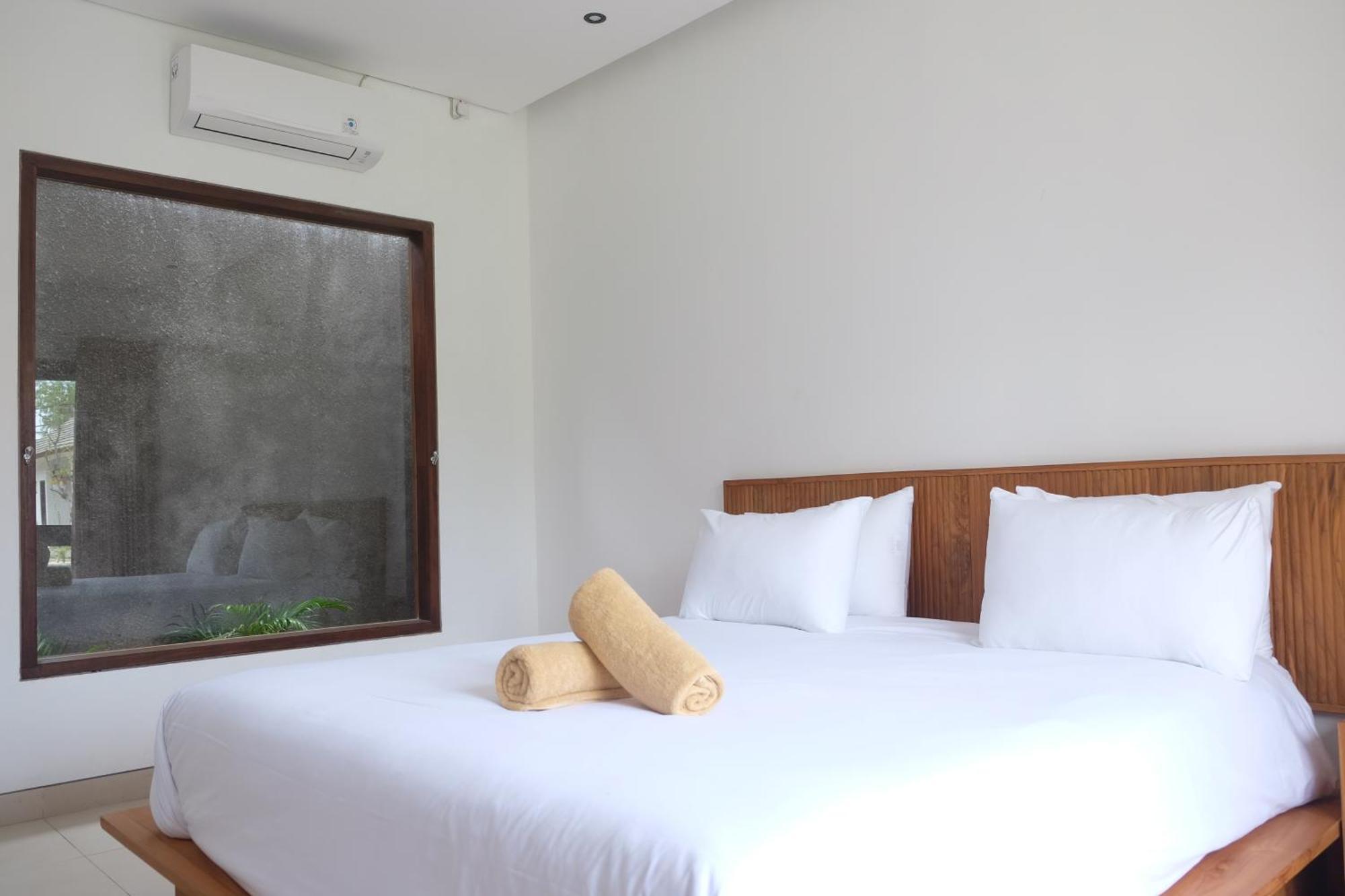 Dipenida Bali Hotel Batununggul Exterior photo