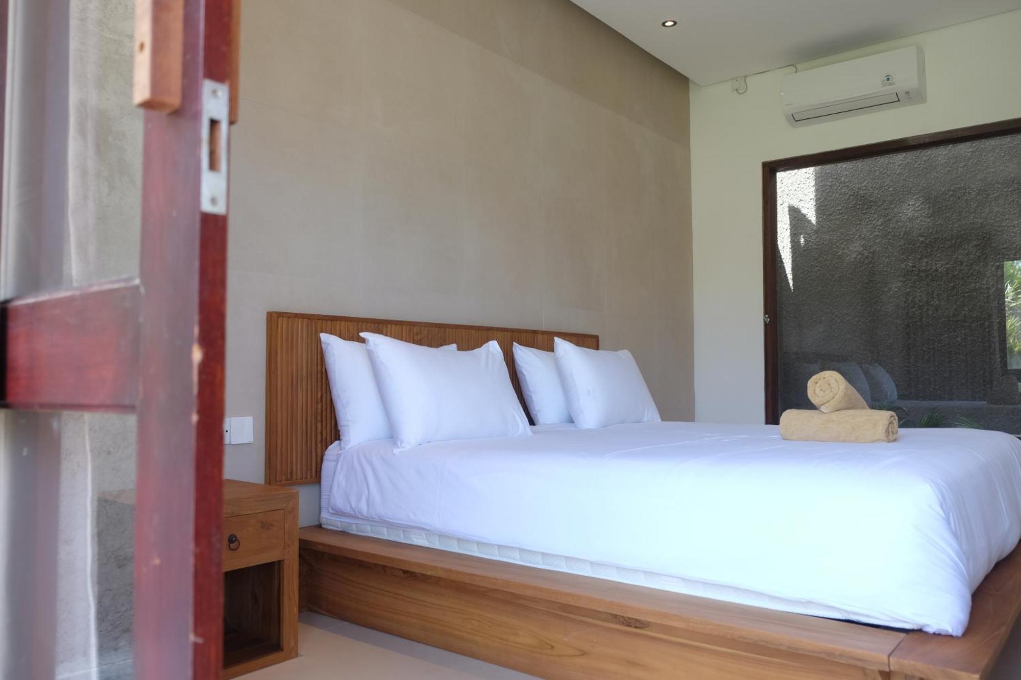 Dipenida Bali Hotel Batununggul Exterior photo